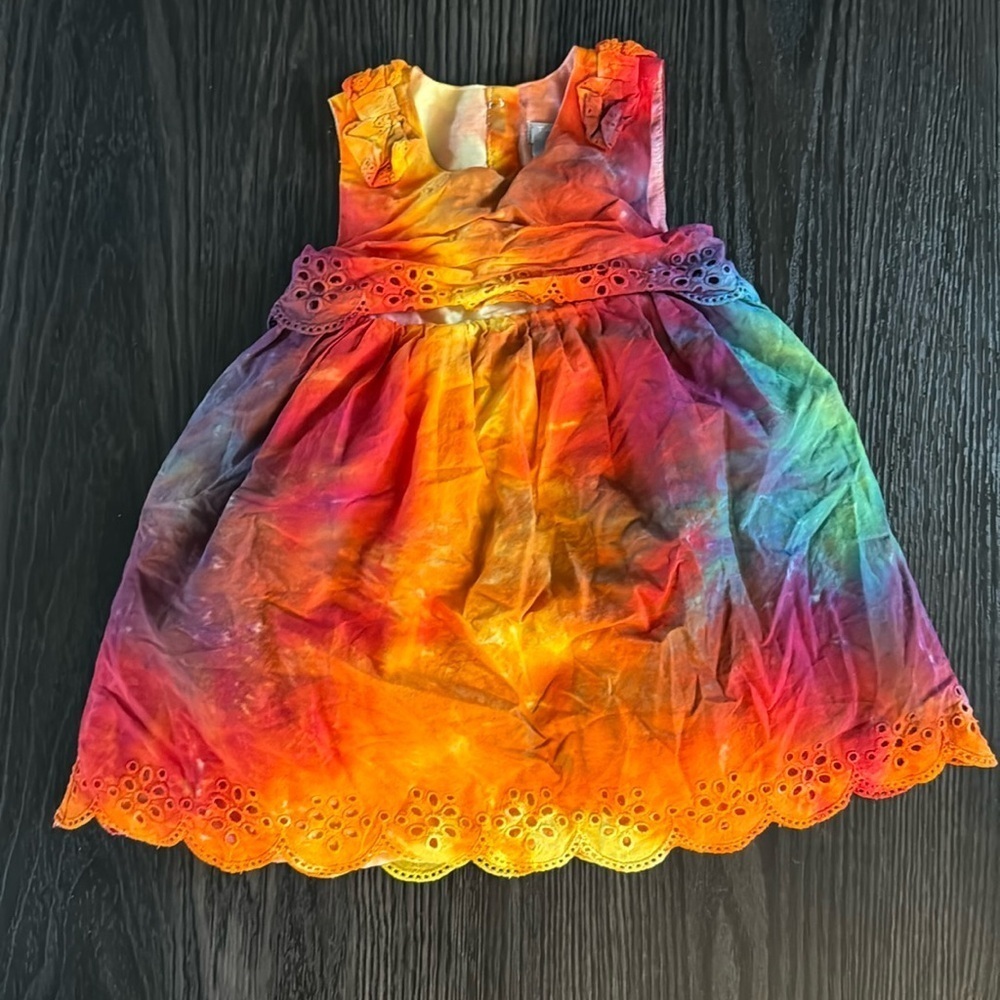 🍍TAHARI BABY TYED DYED DRESS🍍sz 12M🍍O-1 - Picture 1 of 3